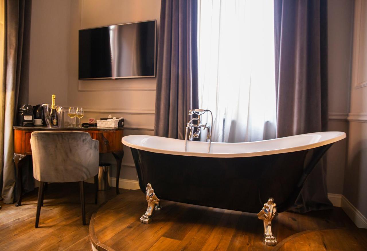 Relais San Lorenzo In Lucina Gasthof Rom